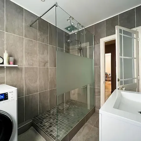 Apartment Serene Elegance In 17th *